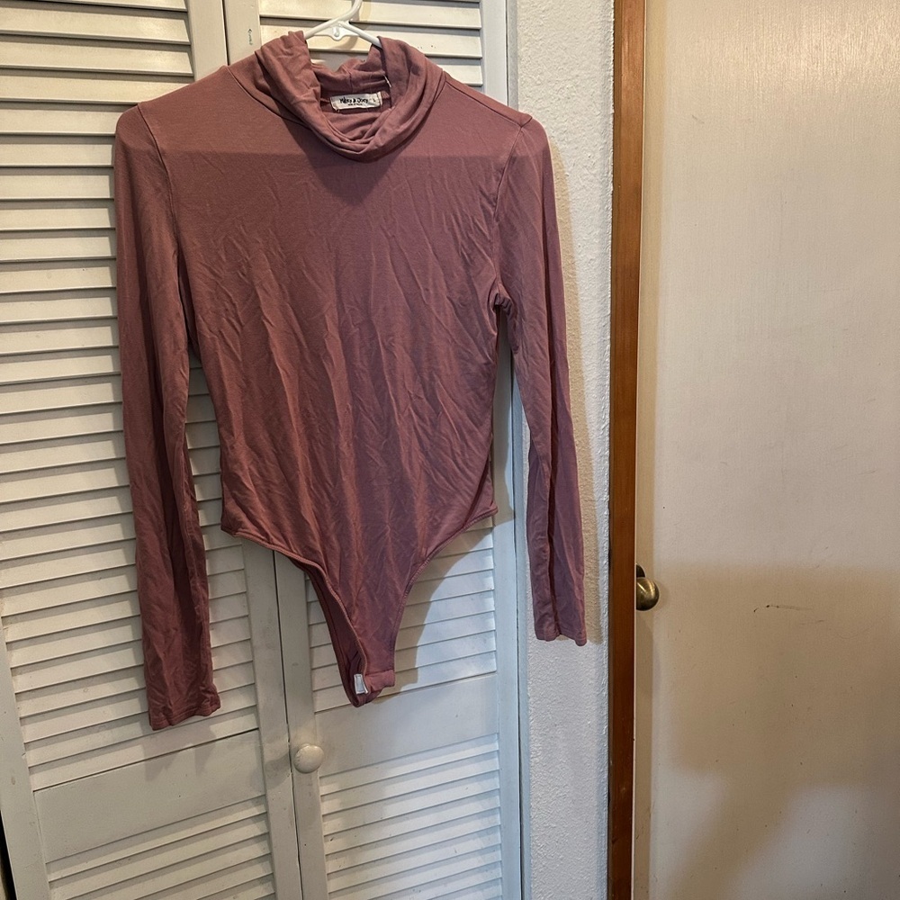 Forever 21 Pink Fitted Bodysuit Top